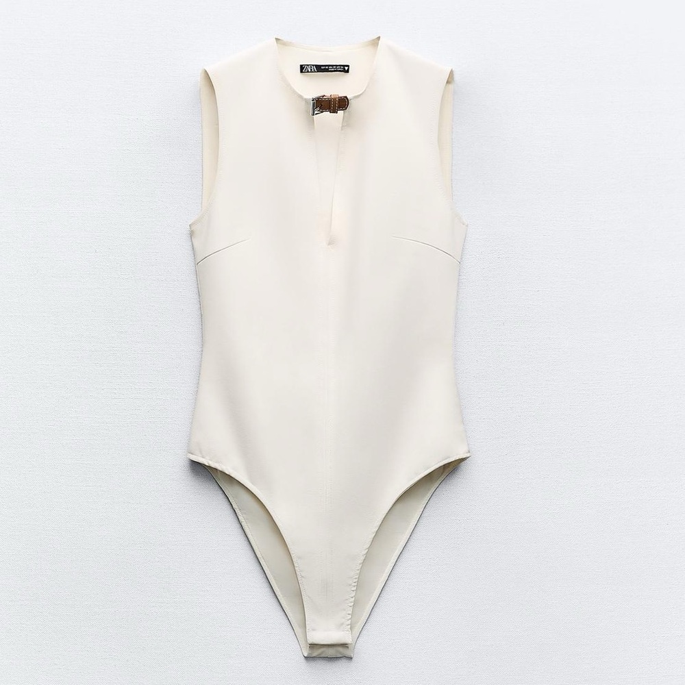 NWT Zara Strap Fitted Oyster White bodysuit with brown buckle